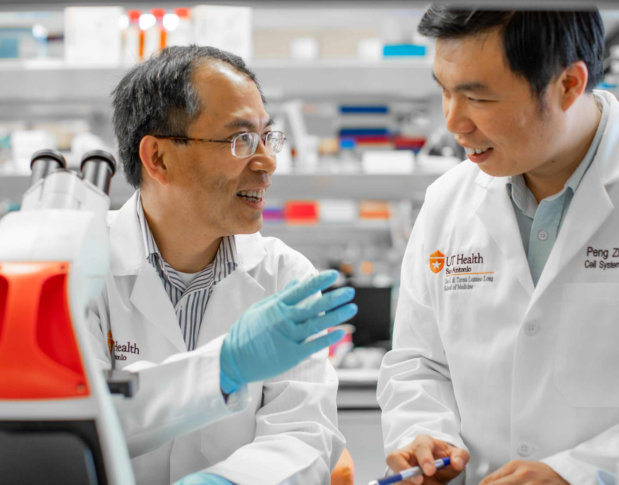 Photo of researchers in a laboratory